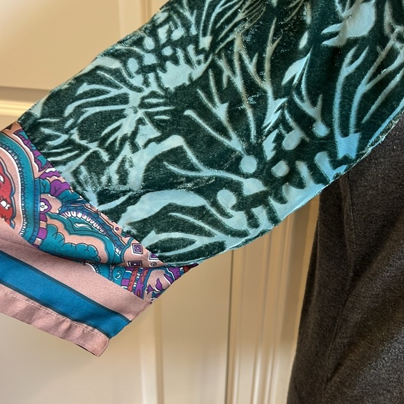 Anthropology Top - Picture 2 of 10